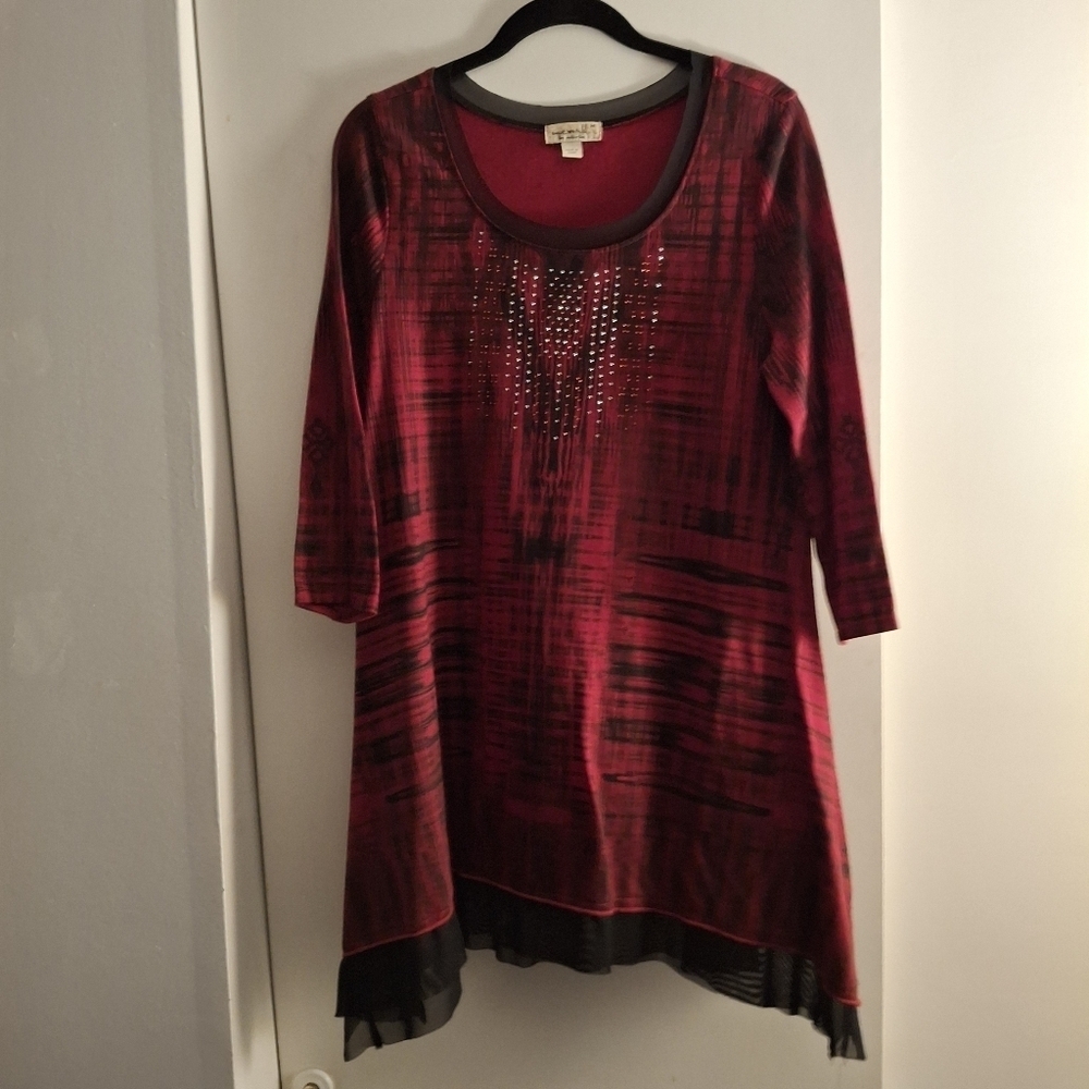 One World Elegant Red And Black Women's Tunic Top